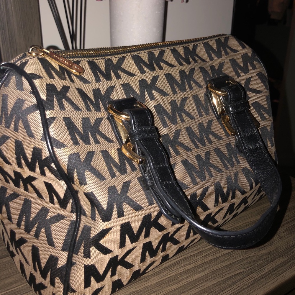 Micheal kors tote ❗️❗️❗️Sold ❗️❗️❗️❗️